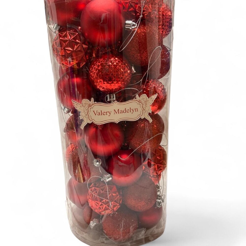 Red Decor-home-accesories